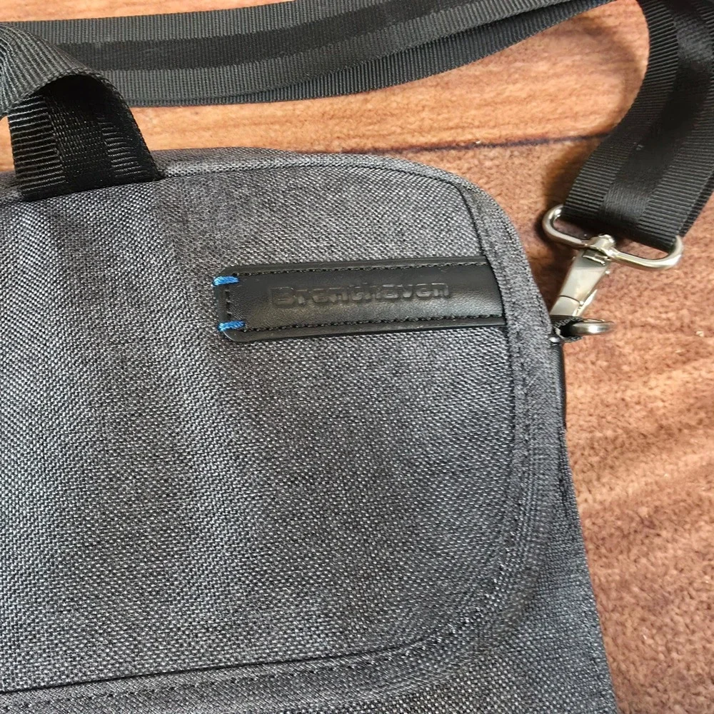 Brenthaven Laptop Bag Mens Large Grey Good Collins Messenger Crossbody Briefcase